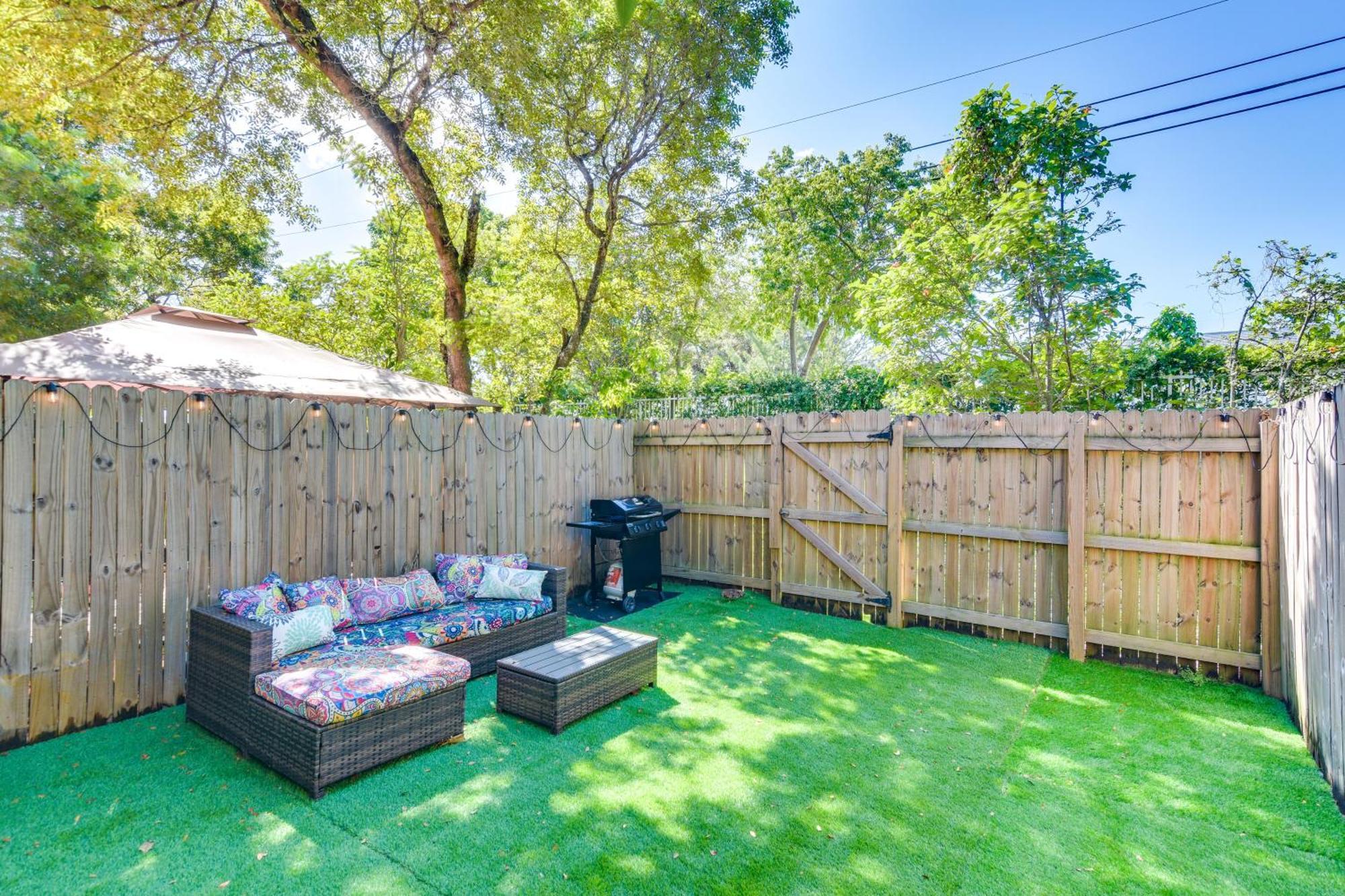 Opa-Locka Townhome, 15 Mi To Miami Beach! Екстериор снимка